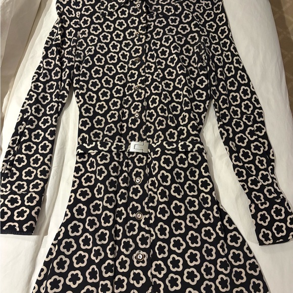 Tory Burch Stylish Black and White Patterned Buttoned Down Dress (original $698) - Picture 3 of 7